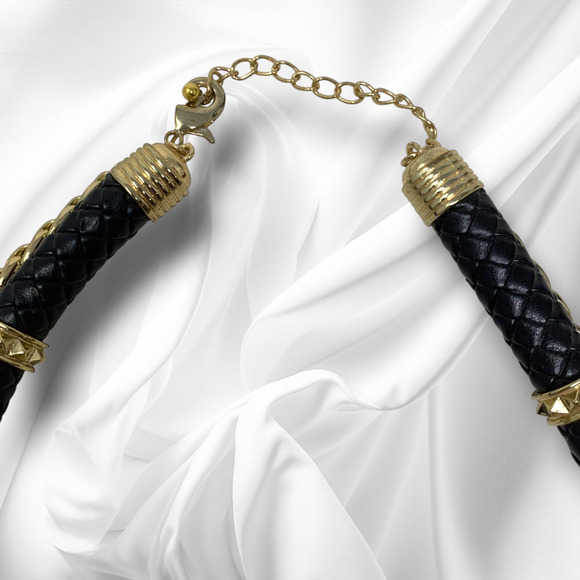 Vintage 1980's Maximalist Crystal Gold Tone Chain Leather Bling Choker Necklace - Picture 4 of 6